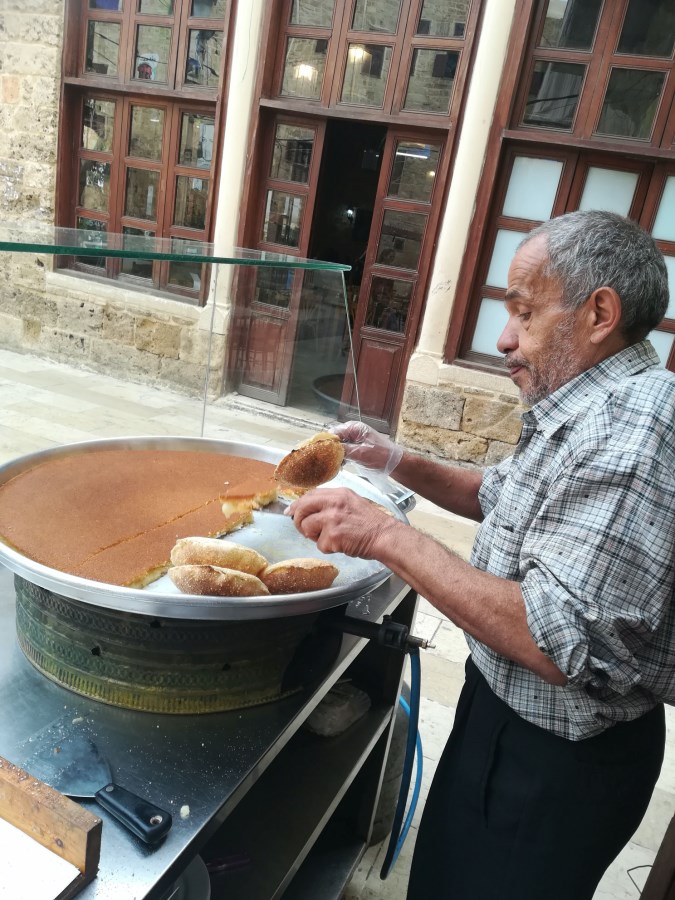 Künefe árus Szidonban