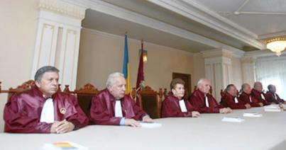 Elbukta a normakontrollt a doktorátusokról szóló törvény