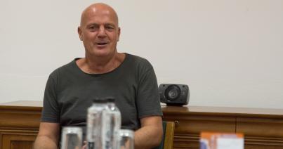 Petőfi helyett kreatív írást