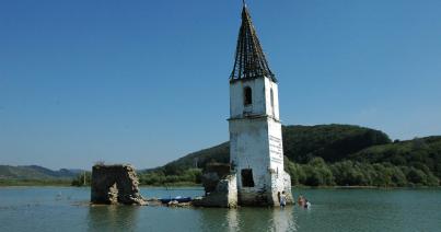 Közadakozásból építenék újra Bözödújfalu vízzel elárasztott katolikus templomát
