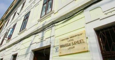Két kilencedik osztály a Brassai líceumban