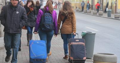 „A szülőkkel élés egy holtpont, amiből ki kell mozdulni”