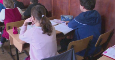 Vizsgálat egy tanár ellen, aki szexuális jellegű megjegyzéseket tett a diáklányokra