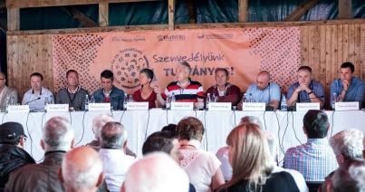 Tusványos: Semjén Zsolt az 1918-ban tett autonómiaígéretére emlékeztette a románságot