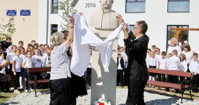 Kemény Zsigmond nevét vette fel a szamosújvári iskola