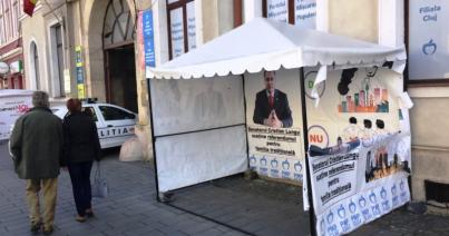 Megrongálták a PMP kampánysátrát