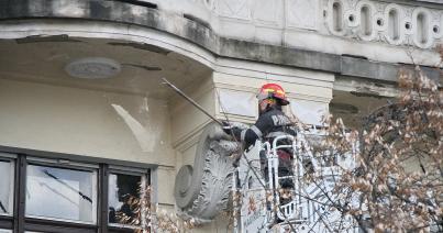 Lehullt a vakolat az Első Magyar Biztosítótársaság székhelyéről