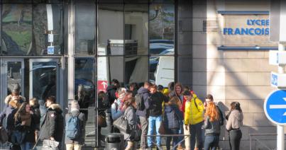 Szülő1, Szülő2 - Az iskolai dokumentumokban is elismerik az azonos nemű szülőket Franciaországban