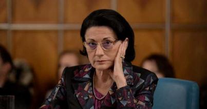 Bevágott budiajtó