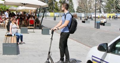 Veszélyes is lehet az elektromos rollerek használata
