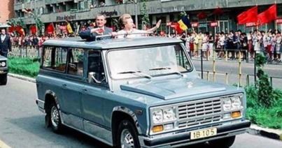 Árverésen kelt el Nicolae Ceauşescu terepjárója