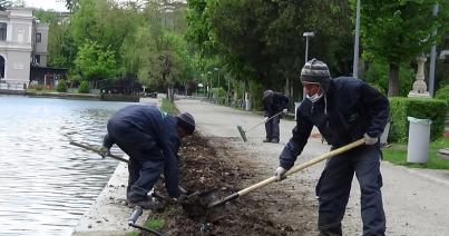VIDEÓ - Nepáli vendégmunkások dolgoznak a Sétatéren
