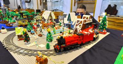 Megnyílt a legokiállítás a néprajzi múzeumban