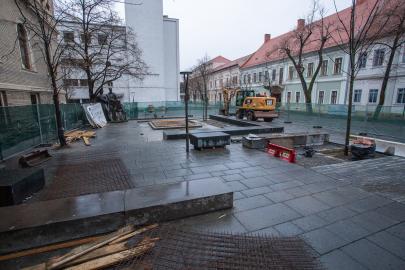 Erdélyi Iskola szoborcsoport