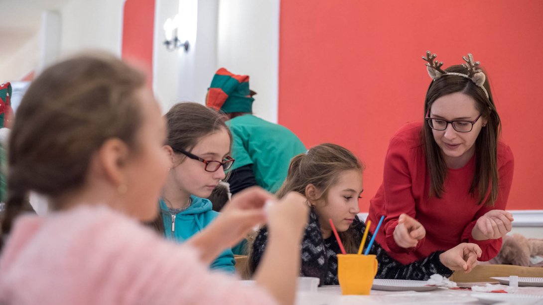 Együtt várták a Mikulást az ANYÓ rendezvényén