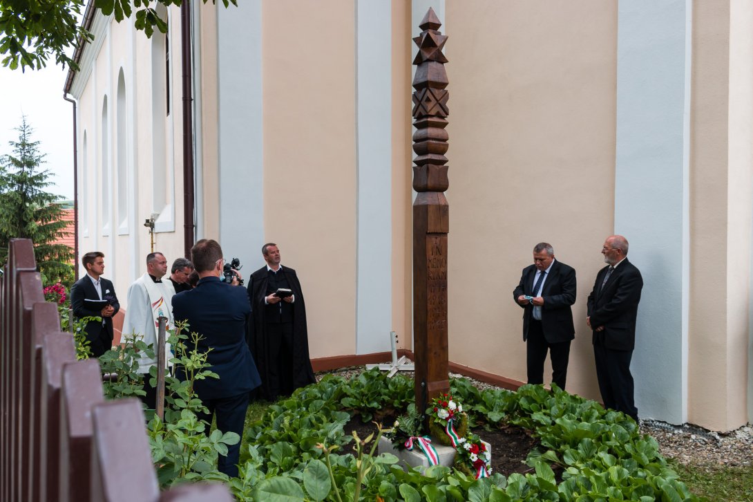 Közösségi együttlét és kopjafaavatás a VII. Kolozsi Magyar Napon