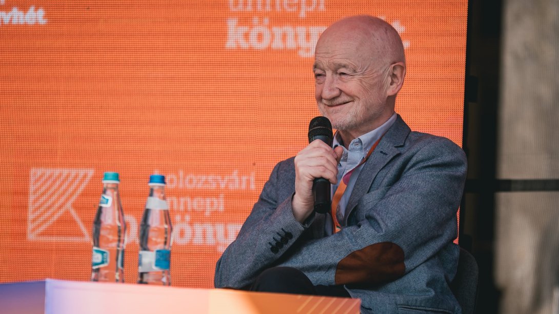 Nádasdy Ádám: a humor óhatatlanul jön belőlem